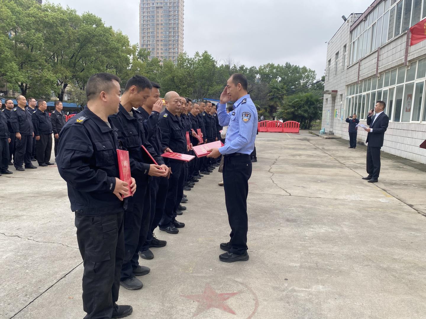 8fa12088ebe7472692ff71f75ebb203b.jpg 8fa12088ebe7472692ff71f75ebb203b.jpg