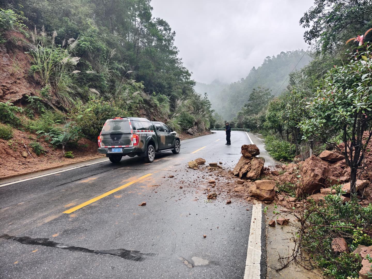 押运1.jpg 押运1.jpg